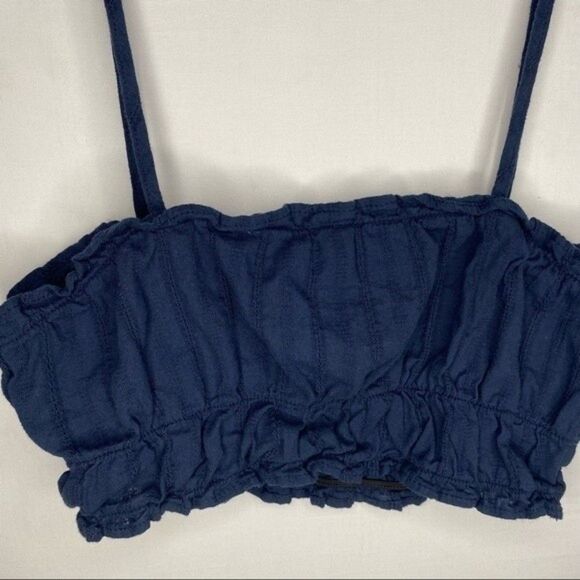 Shein Navy Blue Sleeveless Eyelet Ruffled Crop Top Small - Picture 3 of 6